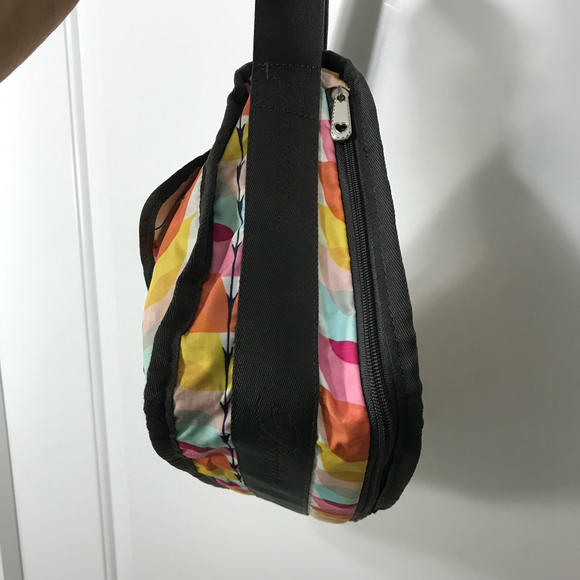 Brighton Colorful Day Tripper Ripstop Expandable Travel Bag Crossbody Bag Purse - Picture 6 of 12